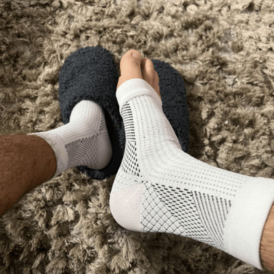 NeuroSocks (Unisexe) | Marchez avec Confort et Style CM